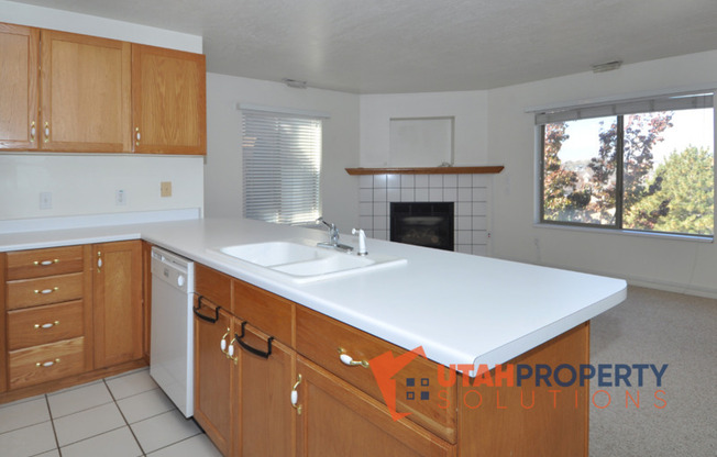 9255 JEFFERSON CV