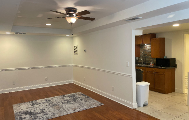 1302 BROOKVIEW LN
