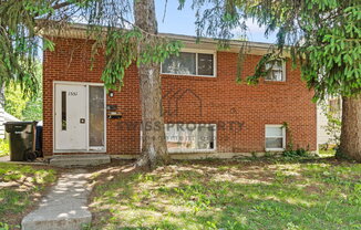 1549 OAKLAND PARK AVE