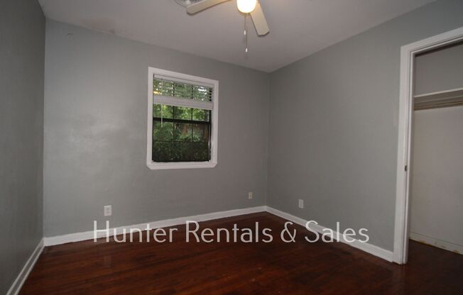 4 beds, 2 baths, $1,075