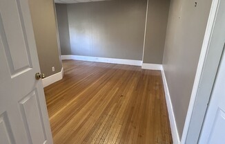 1 bed, 1 bath, $2,800, Unit 21