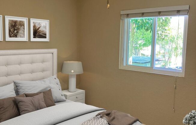 Great location, & 2 weeks free !!!
