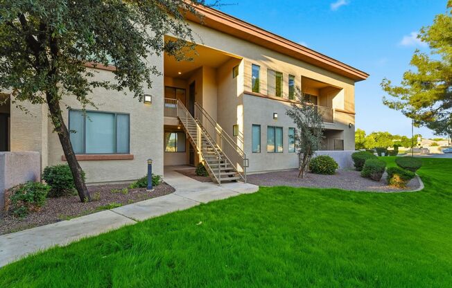 2 beds, 2 baths, $1,595