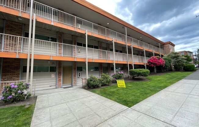 1 bed, 1 bath, 500 sqft, $1,525, Unit 107