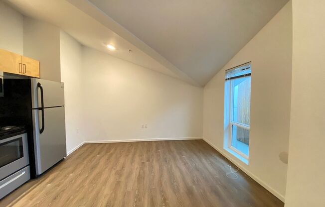 1 bed, 1 bath, 520 sqft, $1,795, Unit 5501-A
