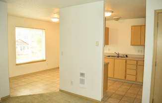1 bed, 1 bath, 767 sqft, $1,450, Unit 37
