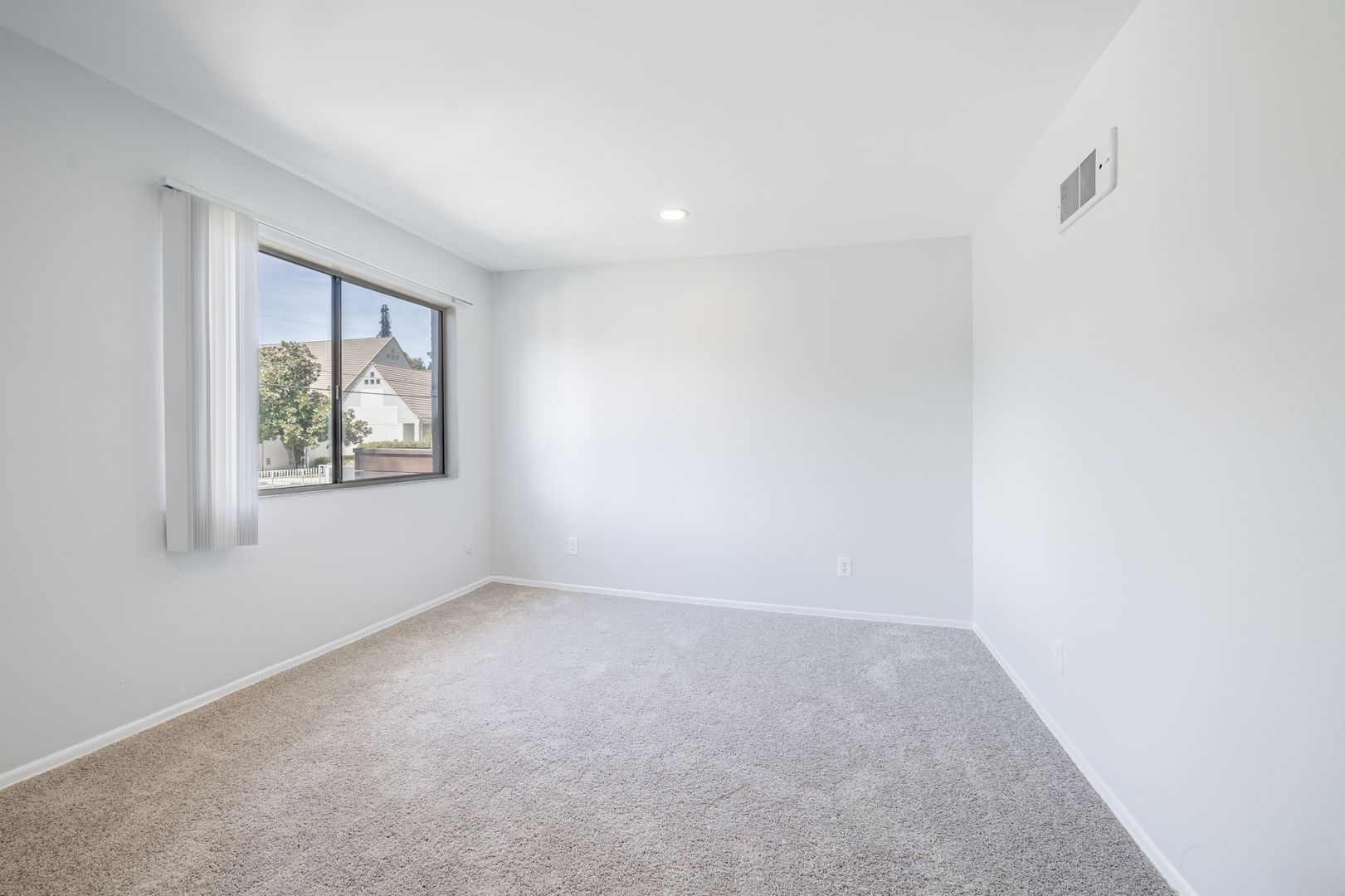 1 bed, 1 bath, 695 sqft, $1,798, Unit 204