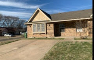 1729 Justin Lyn St, Arlington, TX  76012