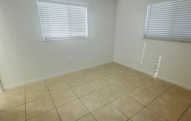 1 bed, 1 bath, 624 sqft, $1,625, Unit 4