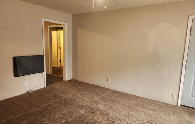 E 9th Duplex 1