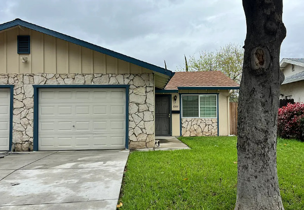 6522 MAYWOOD LN