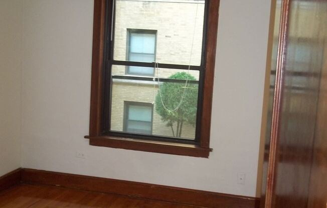 4048-58 N. Sheridan Road