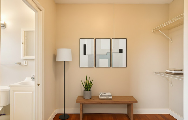 1 bed, 1 bath, 535 sqft, $1,199, Unit Unit 325