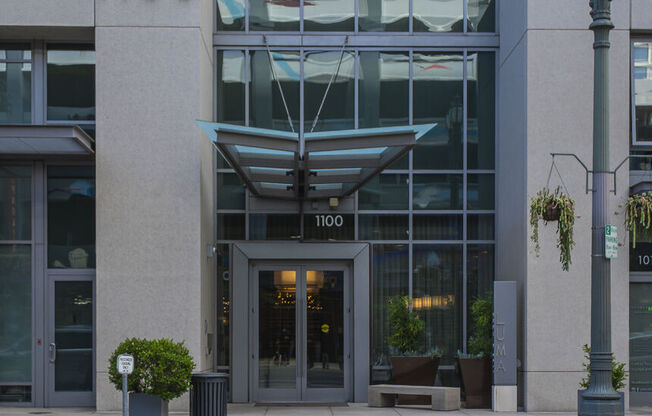 1 bed, 1 bath, 947 sqft, $3,300, Unit 1314