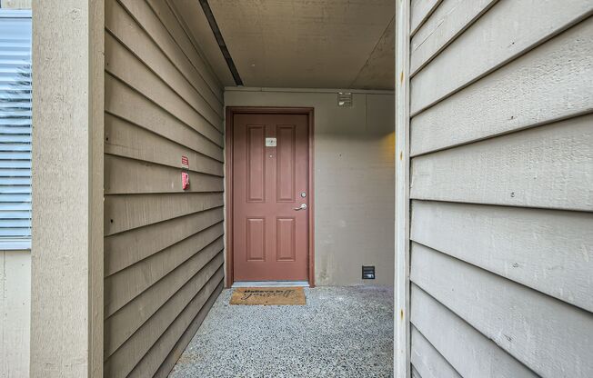 2 beds, 1 bath, 875 sqft, $2,095, Unit Unit 02