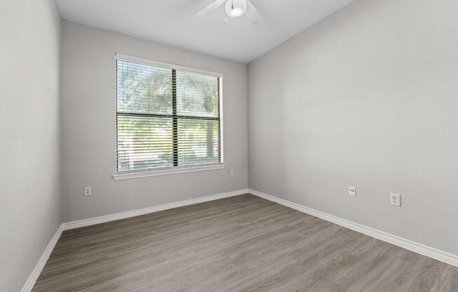 3 beds, 2 baths, 1,202 sqft, $1,960