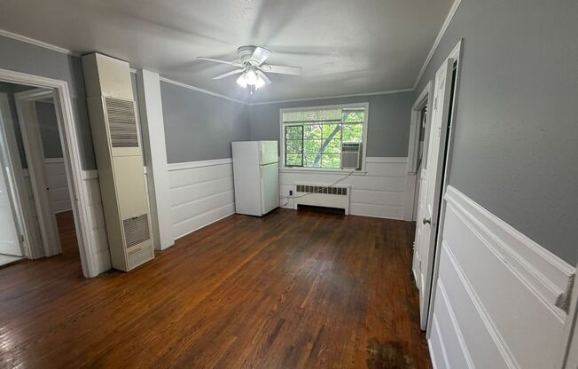 210 Cox Ave