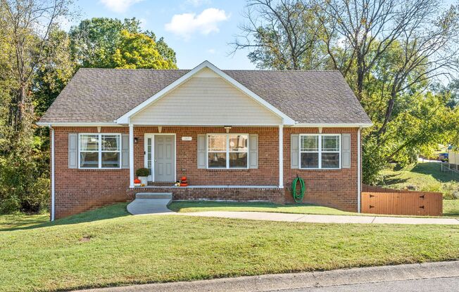 Adorable Home Ready for You to Call Home!