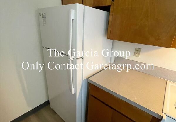 3712 S Kelly Ave, Units 1 - 13