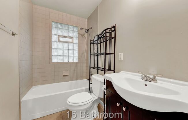10231 Troy 2 bed/1 bath Ranch with updated kitchen and great backyard located in Oak Park