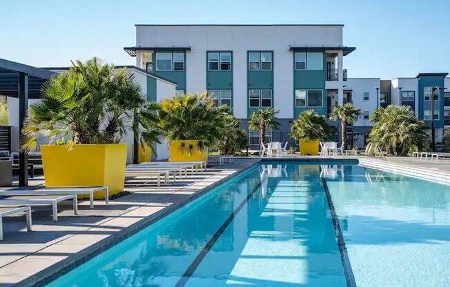 2 beds, 2 baths, 1,012 sqft, $1,810, Unit 122