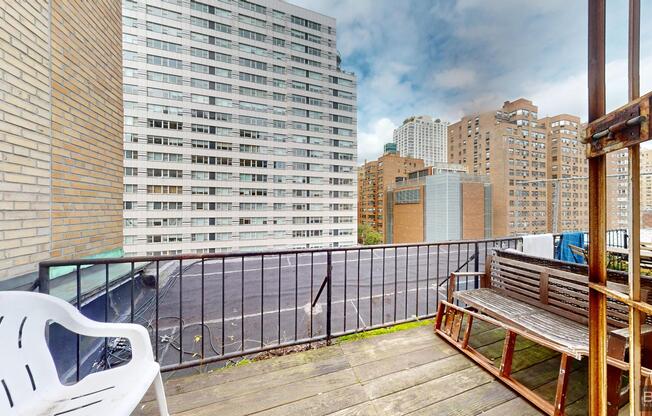 1 bed, 1 bath, $3,500, Unit 4FS