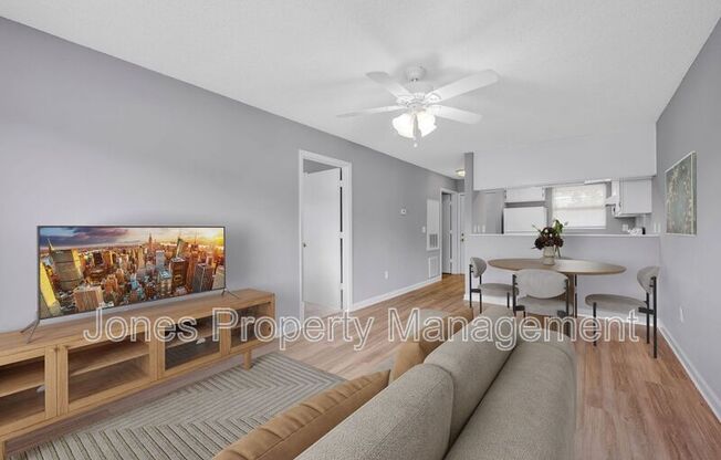 303 D COUNTRY CLUB DR NE