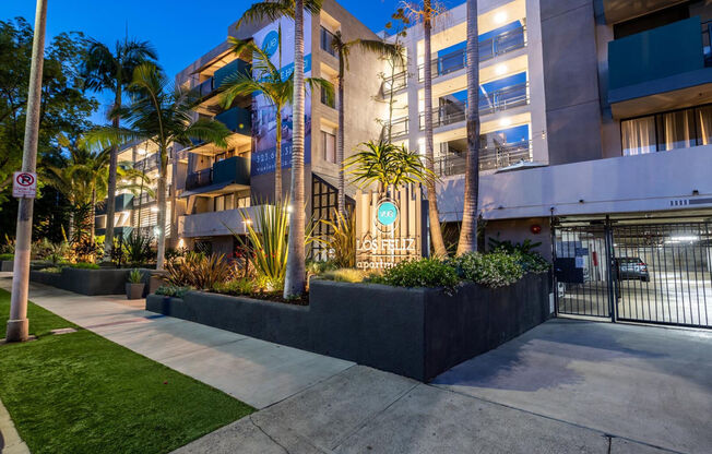 Broadstone Los Feliz