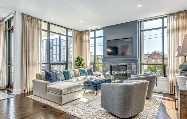 Luxury 3BR/2.5BA condo in a boutique development