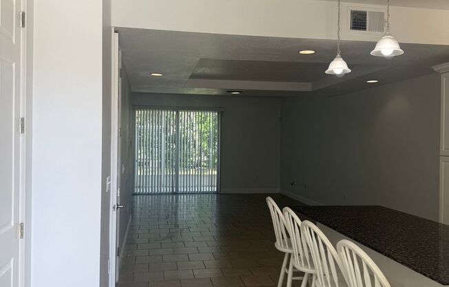 Great location!! PRICE REDUCED Townhome in Heritage Key, Kissimmee