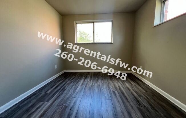 2 beds, 1 bath, 700 sqft, $925, Unit D