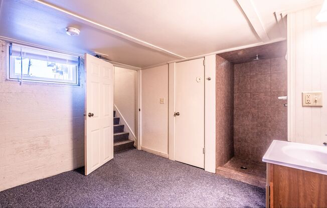 2 beds, 1.5 baths, 1,050 sqft, $1,399, Unit 1226