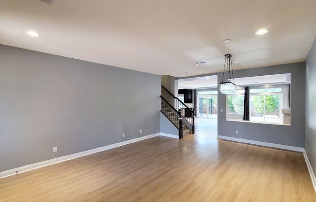 5464 Tartan Hill Ave - 4 bedrooms , 2.5 bathrooms, 2890 SQFT