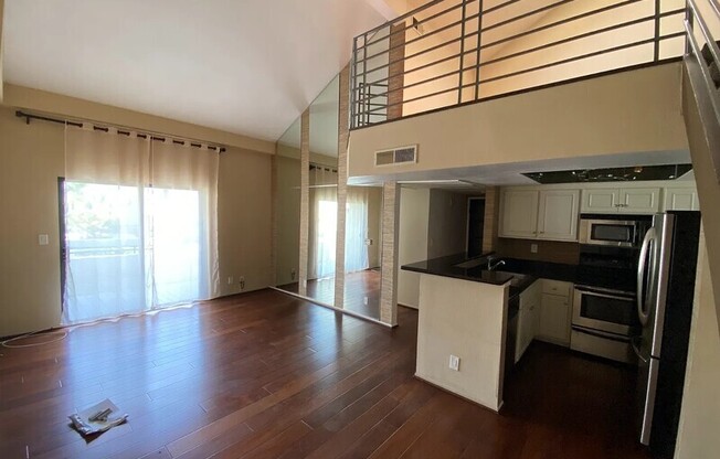 64 N Mar Vista Ave