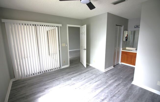 3 beds, 2 baths, $3,200, Unit # L 219