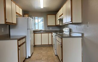 POINTE WEST APTS