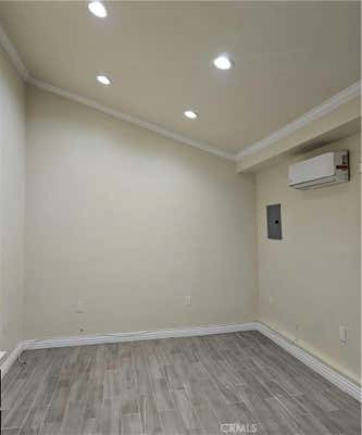 1 bed, 1 bath, 400 sqft, $1,900