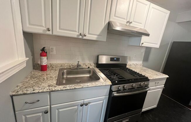 1 bed, 1 bath, $1,450, Unit (Unit 1) [PM HOLD  $1,350.00 07/24]  for unit turn