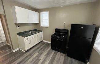 3 beds, 1 bath, $1,050