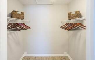 the commons at churchland yard apartments closet with ski racks