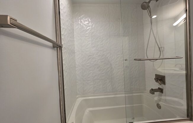 1 bed, 1 bath, 615 sqft, $2,398, Unit 108