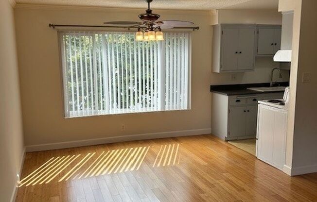 4501 Bellflower Blvd. #7, Long Beach, CA 90808