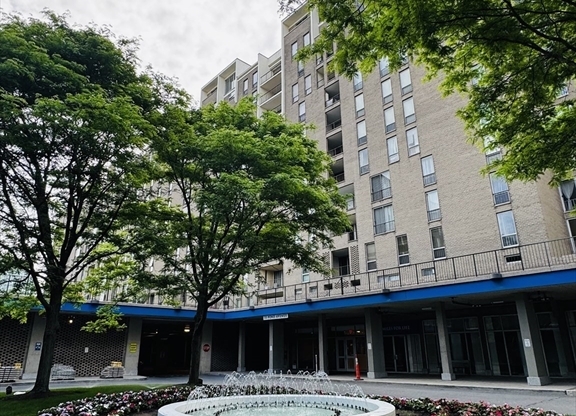 1 bed, 1 bath, 780 sqft, $3,200, Unit 714