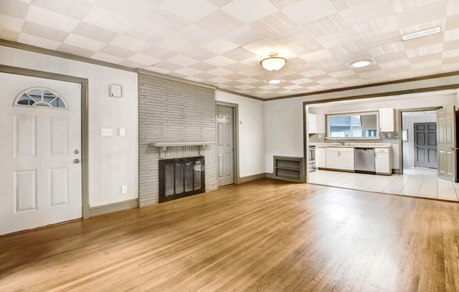105 PINELAND CIR