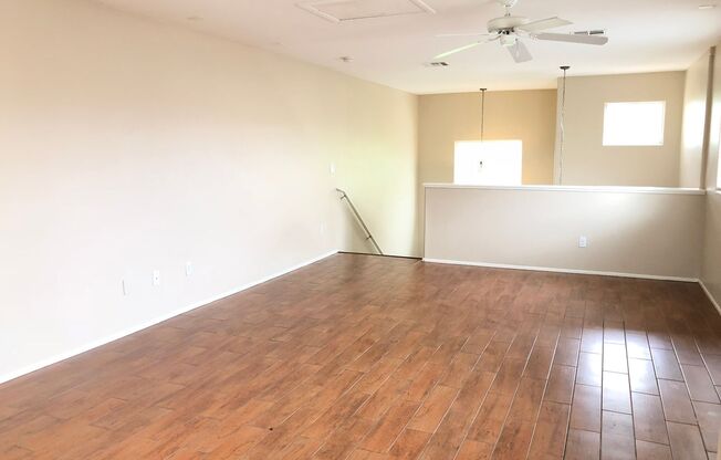 Move-In Ready!! 3640 Carisbrook Dr / 2 Story Home. 3 Bed, 3 Bath w/ 2 Car Garage