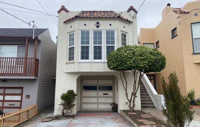 Classic & Timeless Parkside Home 3BD / 2.5BA