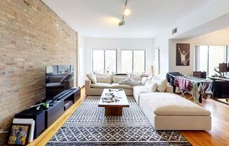 Top Floor Southport Corridor One Bedroom