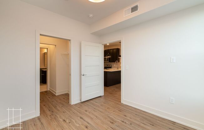 1 bed, 1 bath, 470 sqft, $1,146, Unit 1050 N 4th St. Apt. 224