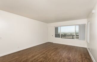 Vista Pacific Apartments