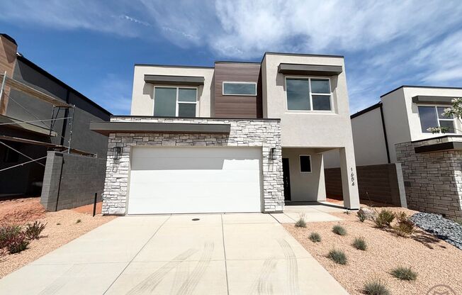 BRAND NEW Home in Long Valley!